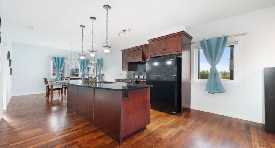 1828 14 Street, Calgary, Alberta T2T 3S9, 2 Bedrooms Bedrooms, ,2 BathroomsBathrooms,Residential,For Sale,14,A2276778