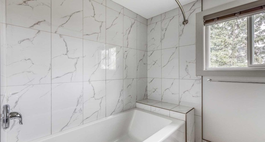 632 Cantrell Drive, Calgary, Alberta T2W 1W7, 4 Bedrooms Bedrooms, ,2 BathroomsBathrooms,Residential,For Sale,Cantrell,A2280886