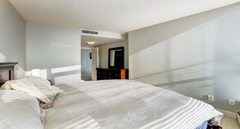 99 Spruce Place, Calgary, Alberta T3C 3X7, 2 Bedrooms Bedrooms, ,2 BathroomsBathrooms,Residential,For Sale,Spruce,A2281666