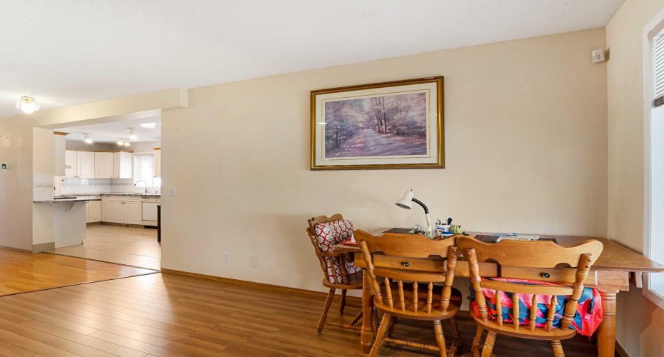 218 15 Avenue, Calgary, Alberta T2M 0G8, 4 Bedroom Bedrooms, 0 ,4 BathroomBathrooms,Residential,For Sale,15,0,A2283012