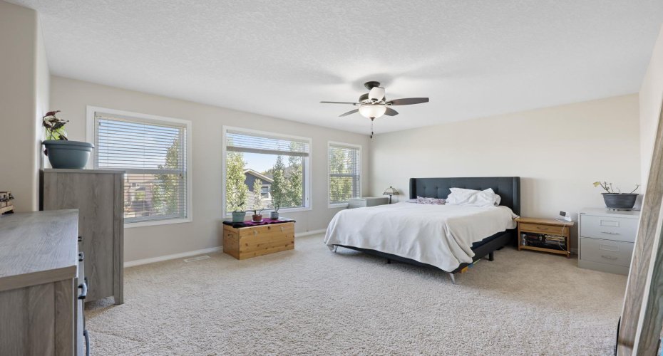 56 Jumping Pound Rise, Cochrane, Alberta T4C0K6, 4 Bedrooms Bedrooms, ,4 BathroomsBathrooms,Residential,For Sale,Jumping Pound,A2282578