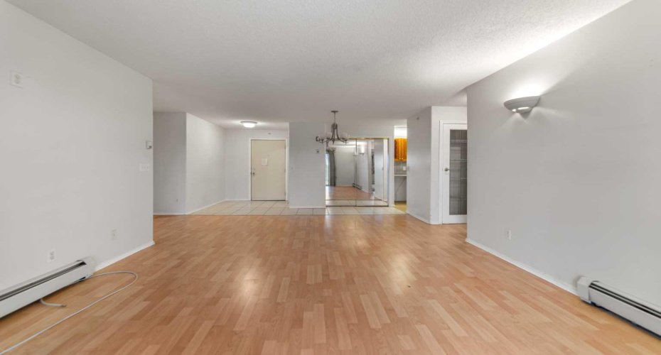6224 17 Avenue, Calgary, Alberta T2A 7X8, 2 Bedroom Bedrooms, 0 ,2 BathroomBathrooms,Residential,For Sale,17,0,A2282308