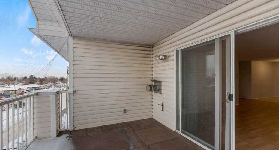6224 17 Avenue, Calgary, Alberta T2A 7X8, 2 Bedroom Bedrooms, 0 ,2 BathroomBathrooms,Residential,For Sale,17,0,A2282308