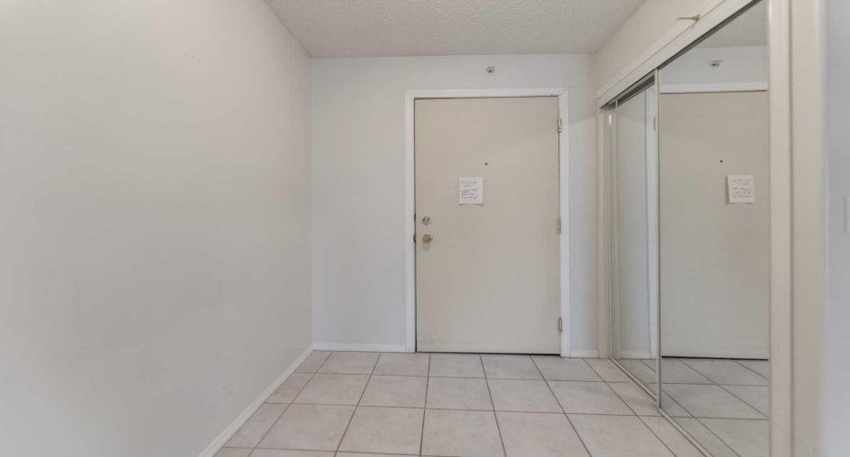 6224 17 Avenue, Calgary, Alberta T2A 7X8, 2 Bedroom Bedrooms, 0 ,2 BathroomBathrooms,Residential,For Sale,17,0,A2282308