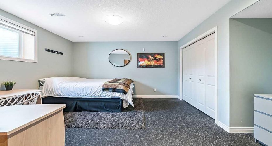 134 Crystal Green Drive, Okotoks, Alberta T1S 0C7, 6 Bedrooms Bedrooms, ,4 BathroomsBathrooms,Residential,For Sale,Crystal Green,A2283078