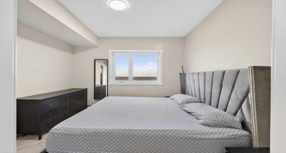 214 Sherwood Square, Calgary, Alberta T3R1T6, 1 Bedroom Bedrooms, ,1 BathroomBathrooms,Residential,For Sale,Sherwood,A2283106