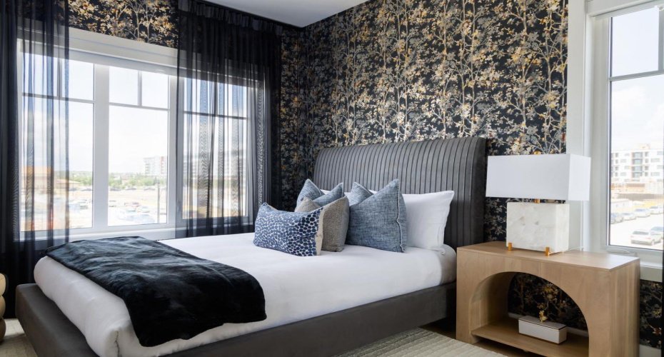 8163 8 Avenue, Calgary, Alberta T3H 6B1, 4 Bedrooms Bedrooms, ,3 BathroomsBathrooms,Residential,For Sale,8,A2283136