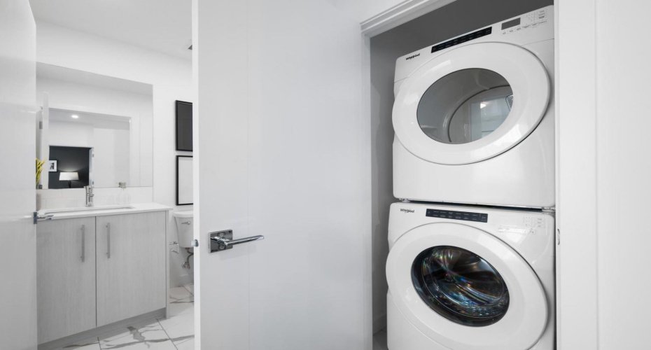 6 Merganser Drive, Chestermere, Alberta T1X2Y2, 2 Bedrooms Bedrooms, ,2 BathroomsBathrooms,Residential,For Sale,Merganser,A2283149