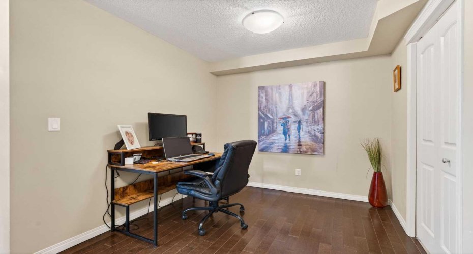 304 Cranberry Park, Calgary, Alberta T3M 1R3, 2 Bedrooms Bedrooms, ,2 BathroomsBathrooms,Residential,For Sale,Cranberry,A2282357