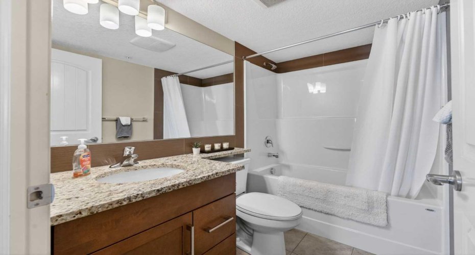 304 Cranberry Park, Calgary, Alberta T3M 1R3, 2 Bedrooms Bedrooms, ,2 BathroomsBathrooms,Residential,For Sale,Cranberry,A2282357