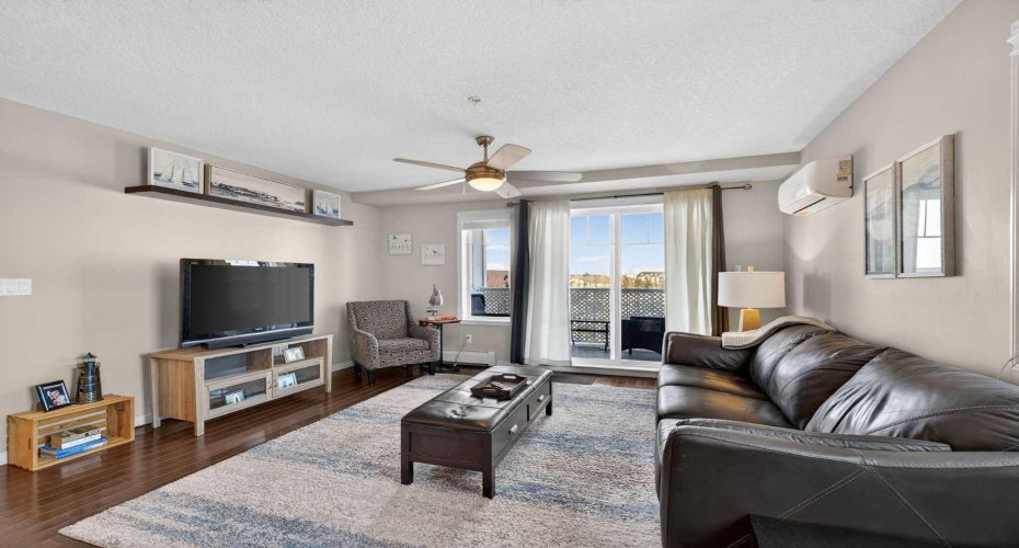 304 Cranberry Park, Calgary, Alberta T3M 1R3, 2 Bedrooms Bedrooms, ,2 BathroomsBathrooms,Residential,For Sale,Cranberry,A2282357