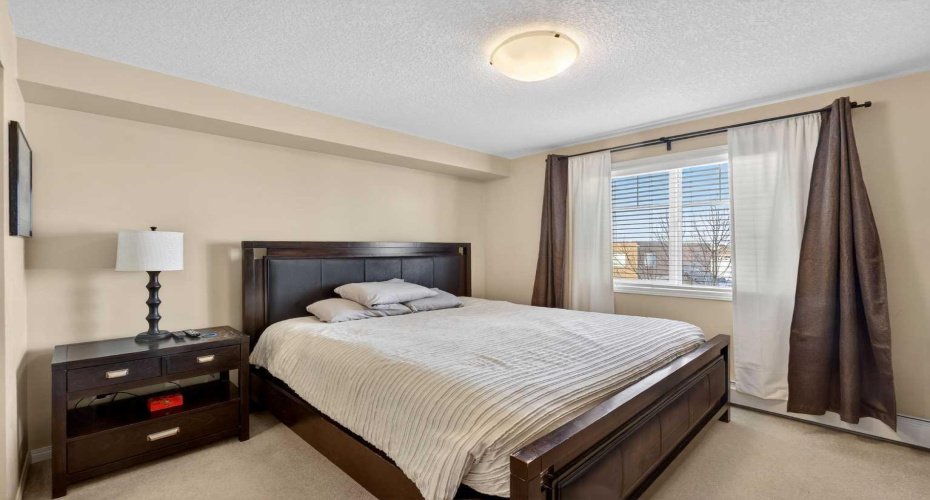 304 Cranberry Park, Calgary, Alberta T3M 1R3, 2 Bedrooms Bedrooms, ,2 BathroomsBathrooms,Residential,For Sale,Cranberry,A2282357