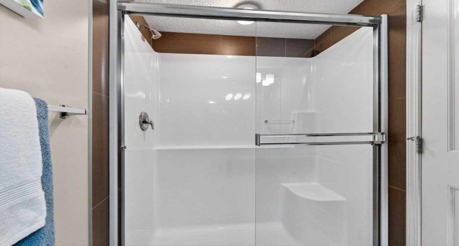 304 Cranberry Park, Calgary, Alberta T3M 1R3, 2 Bedrooms Bedrooms, ,2 BathroomsBathrooms,Residential,For Sale,Cranberry,A2282357