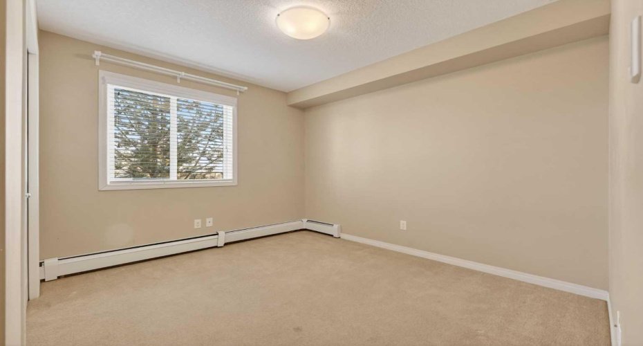 304 Cranberry Park, Calgary, Alberta T3M 1R3, 2 Bedrooms Bedrooms, ,2 BathroomsBathrooms,Residential,For Sale,Cranberry,A2282357