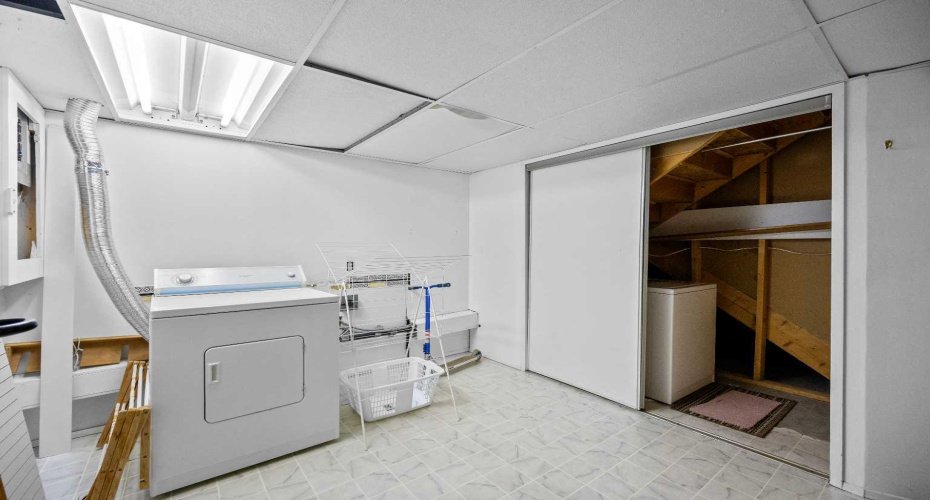 120 First Street, Cochrane, Alberta T0L 1W0, 2 Bedrooms Bedrooms, ,3 BathroomsBathrooms,Residential,For Sale,First,A2282823