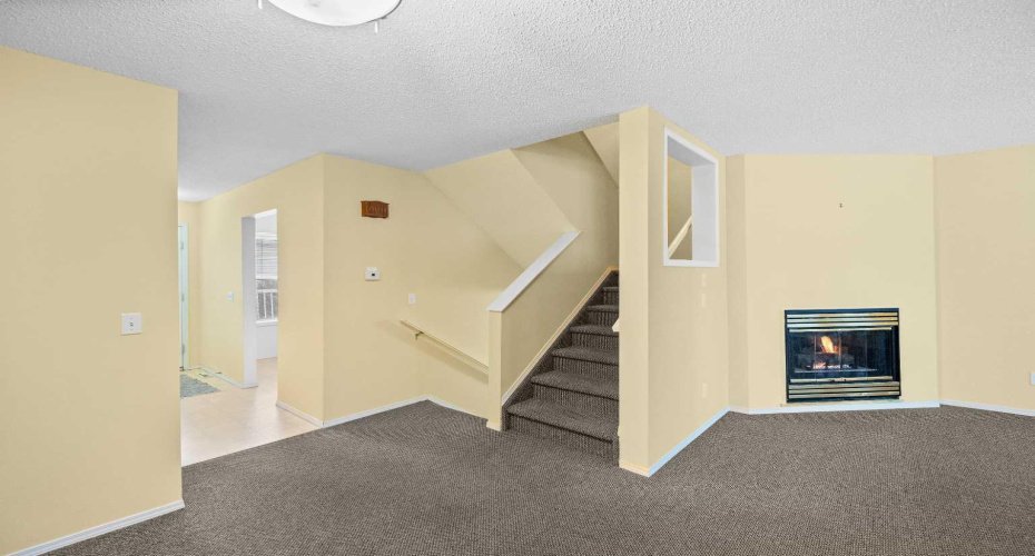 120 First Street, Cochrane, Alberta T0L 1W0, 2 Bedrooms Bedrooms, ,3 BathroomsBathrooms,Residential,For Sale,First,A2282823