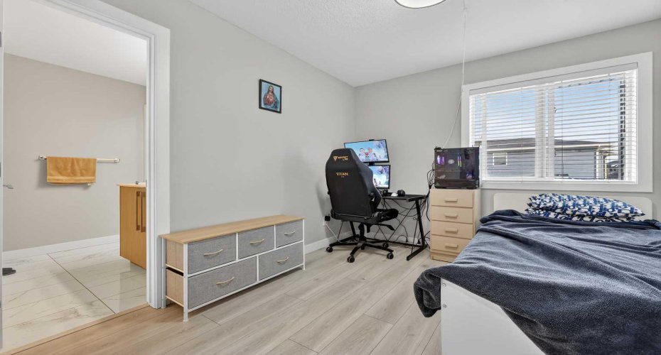 132 Corner Meadows Gate, Calgary, Alberta T3N 1J7, 4 Bedrooms Bedrooms, ,4 BathroomsBathrooms,Residential,For Sale,Corner Meadows,A2283014