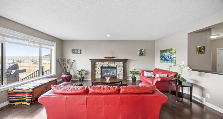 289 Jumping Pound Terrace, Cochrane, Alberta T4C 1G3, 3 Bedrooms Bedrooms, ,3 BathroomsBathrooms,Residential,For Sale,Jumping Pound,A2283277