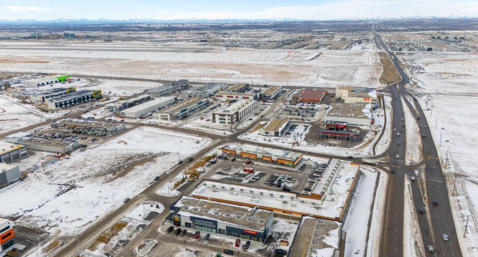 4058 109 Avenue, Calgary, Alberta T3N 2B3, ,Commercial,For Sale,109,A2283306