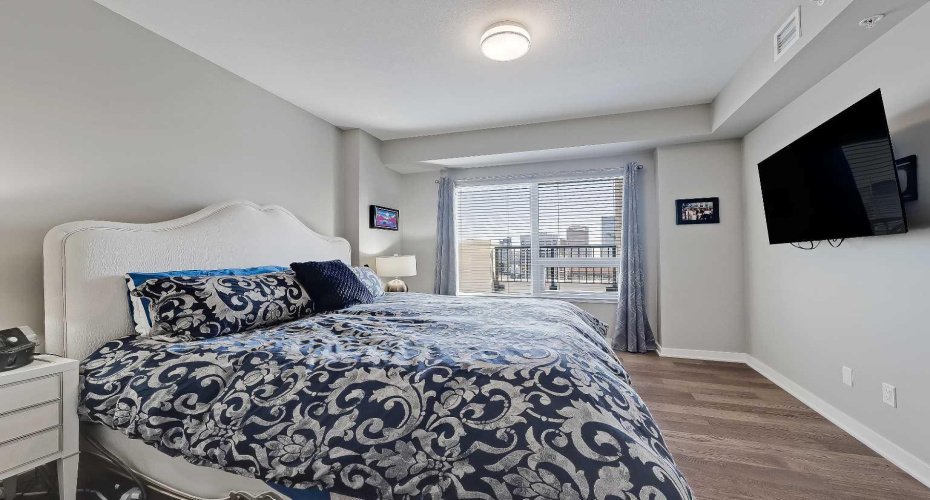 930 6 Avenue, Calgary, Alberta T2P 1J3, 2 Bedrooms Bedrooms, ,2 BathroomsBathrooms,Residential,For Sale,6,A2283308