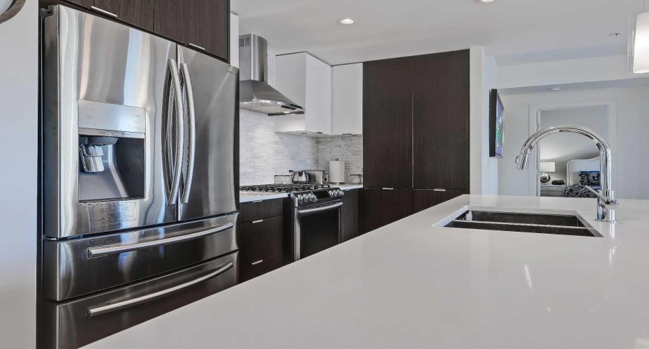 930 6 Avenue, Calgary, Alberta T2P 1J3, 2 Bedrooms Bedrooms, ,2 BathroomsBathrooms,Residential,For Sale,6,A2283308