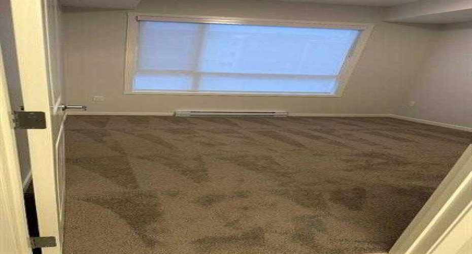 33 Carringham Gate, Calgary, Alberta T3P 2H6, ,Rental,Carringham,A2283358