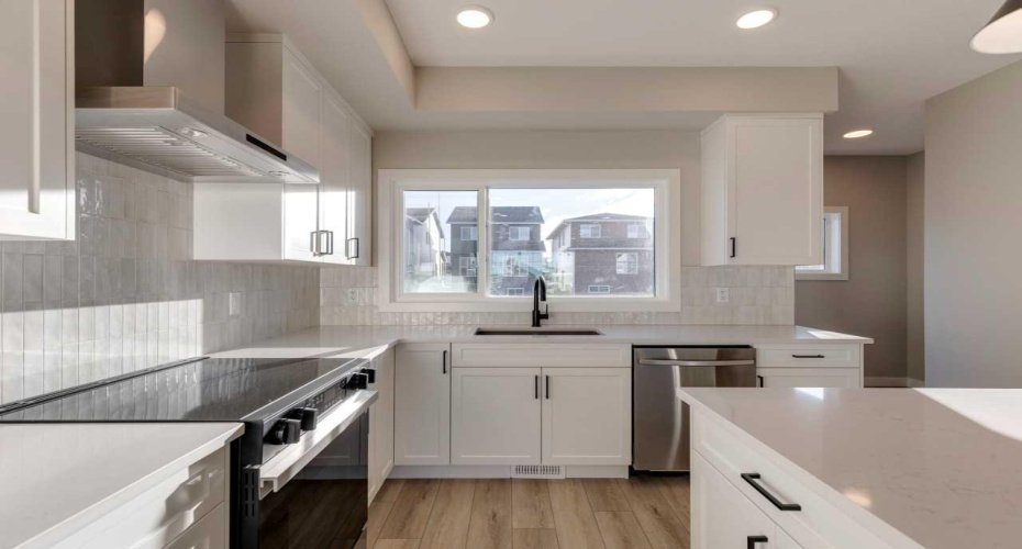 315 Fireside Drive, Cochrane, Alberta T4C 2L6, 3 Bedrooms Bedrooms, ,3 BathroomsBathrooms,Residential,For Sale,Fireside,A2283383