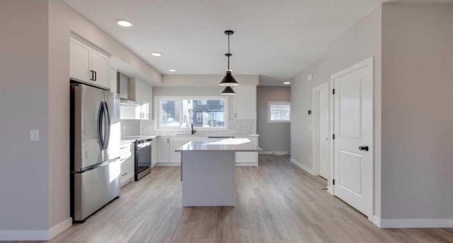 315 Fireside Drive, Cochrane, Alberta T4C 2L6, 3 Bedrooms Bedrooms, ,3 BathroomsBathrooms,Residential,For Sale,Fireside,A2283383