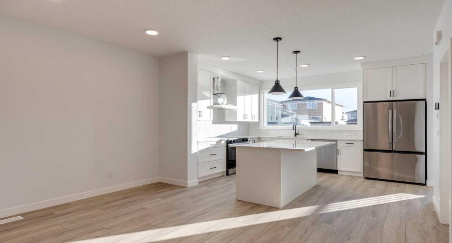 371 Fireside Drive, Cochrane, Alberta T4C3E1, 3 Bedrooms Bedrooms, ,3 BathroomsBathrooms,Residential,For Sale,Fireside,A2283397