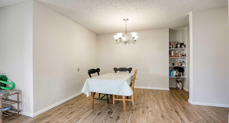 4944 Dalton Drive, Calgary, Alberta T3A 2E6, 2 Bedrooms Bedrooms, ,1 BathroomBathrooms,Residential,For Sale,Dalton,A2283484