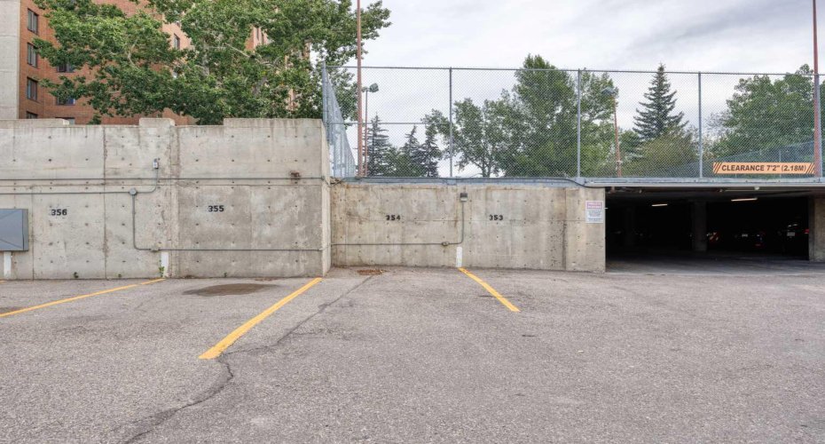 4944 Dalton Drive, Calgary, Alberta T3A 2E6, 2 Bedrooms Bedrooms, ,1 BathroomBathrooms,Residential,For Sale,Dalton,A2283484