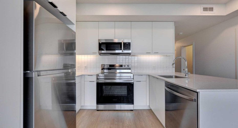 8500 19 Avenue, Calgary, Alberta T2A 7W8, 2 Bedrooms Bedrooms, ,2 BathroomsBathrooms,Residential,For Sale,19,A2276897