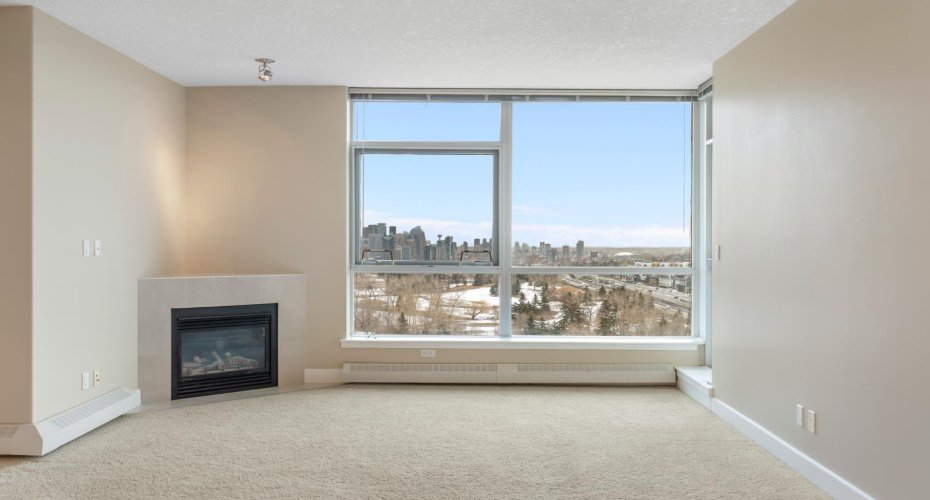 77 Spruce Place, Calgary, Alberta T3H 3C8, 2 Bedrooms Bedrooms, ,2 BathroomsBathrooms,Residential,For Sale,Spruce,A2283256