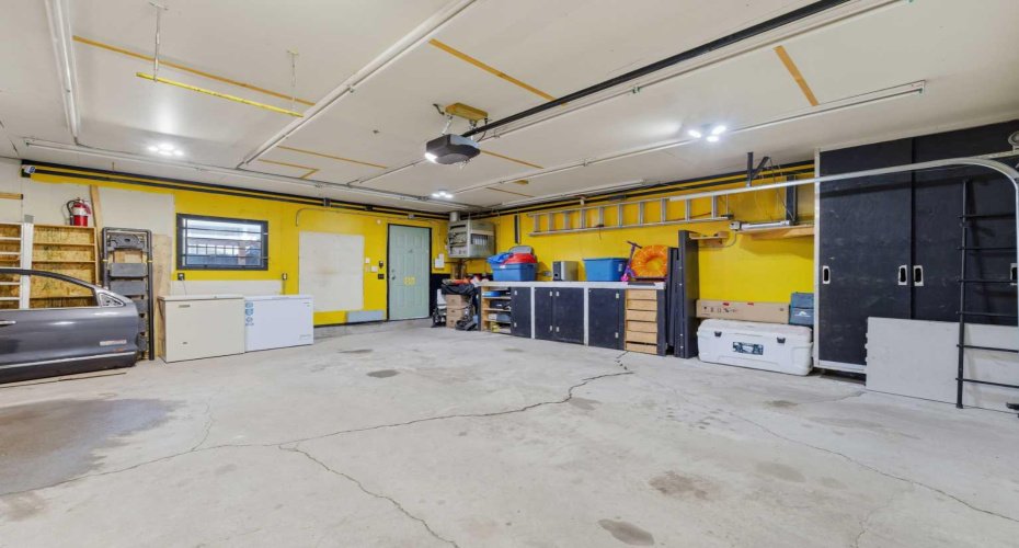 96 Abberfield Crescent, Calgary, Alberta T2A 6N6, 3 Bedrooms Bedrooms, ,3 BathroomsBathrooms,Residential,For Sale,Abberfield,A2283374