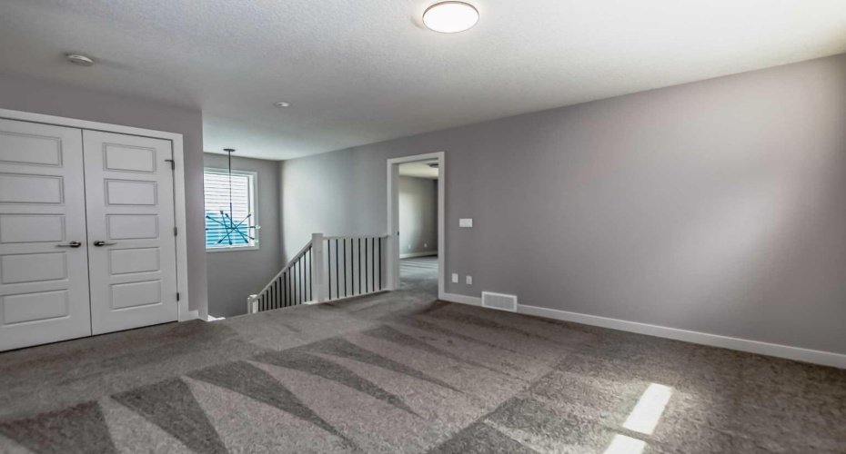 4 Topaz Place, Cochrane, Alberta T4C 3K2, 3 Bedrooms Bedrooms, ,3 BathroomsBathrooms,Residential,For Sale,Topaz,A2283463