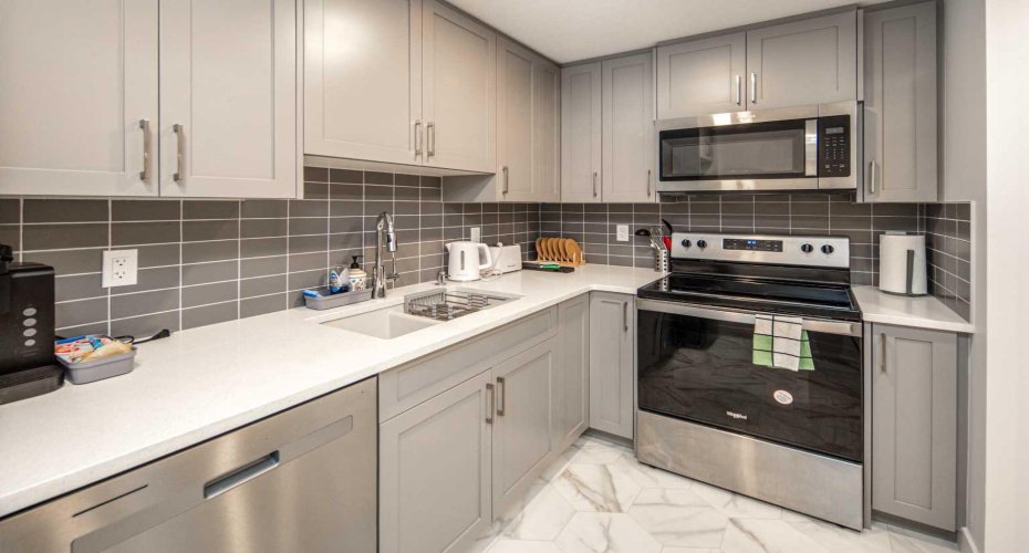 112 Creekstone Landing, Calgary, Alberta T2X 5E6, 4 Bedrooms Bedrooms, ,4 BathroomsBathrooms,Residential,For Sale,Creekstone,A2283522