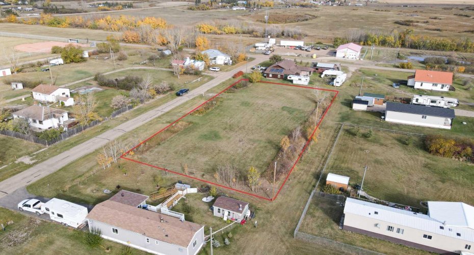 204 2nd Street, Gadsby, Alberta T0C 1K0, ,Land,For Sale,2nd,A2037425