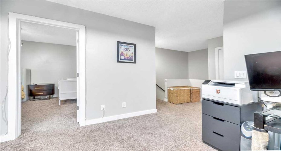 1720 13 Street, Calgary, Alberta T2T 3P4, 2 Bedrooms Bedrooms, ,2 BathroomsBathrooms,Residential,For Sale,13,A2283610