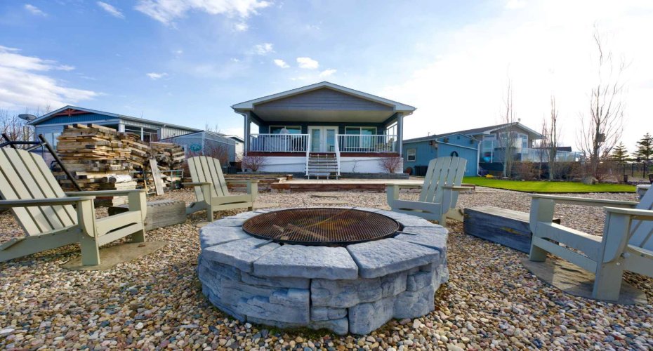 41019 Range Road 11, Rural Lacombe County, Alberta T0C 0J1, 2 Bedrooms Bedrooms, ,1 BathroomBathrooms,Residential,For Sale,Range Road 11,A2282135