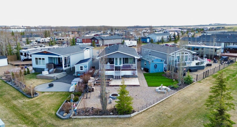 41019 Range Road 11, Rural Lacombe County, Alberta T0C 0J1, 2 Bedrooms Bedrooms, ,1 BathroomBathrooms,Residential,For Sale,Range Road 11,A2282135