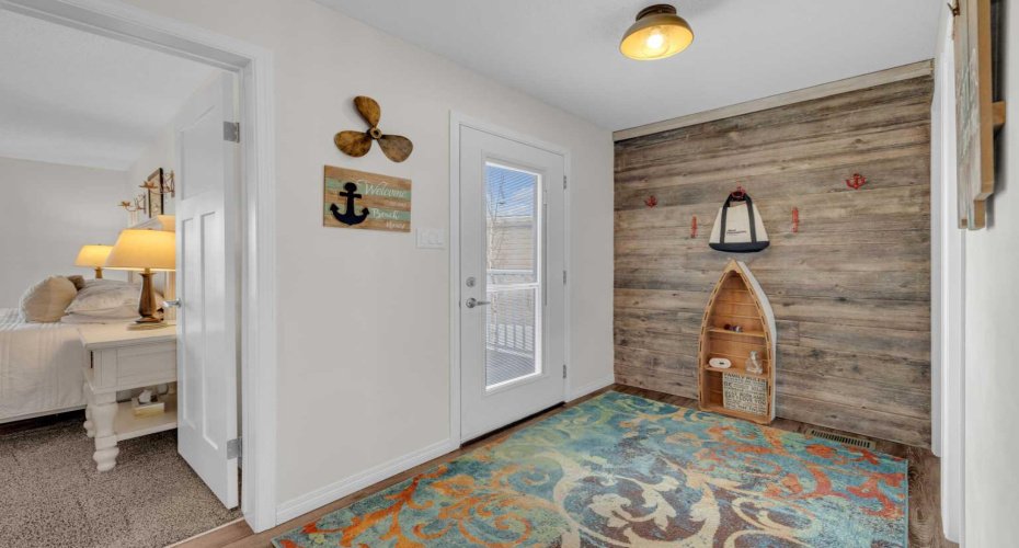 Spacious Entryway