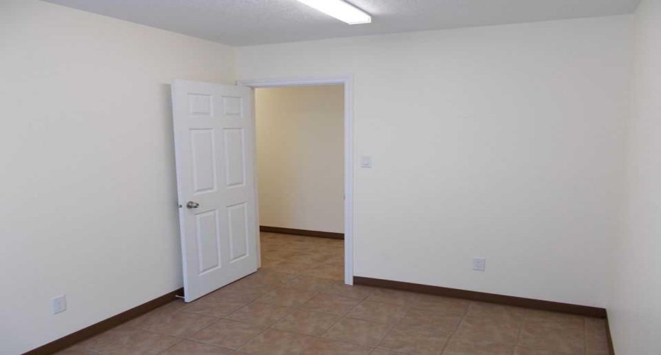 11302 95 Avenue, Grande Prairie, Alberta T8V 5M1, ,Commercial,For Lease,Rachel Building,95,A2282240
