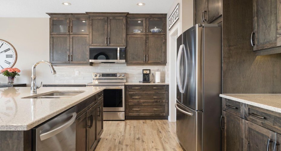 8 Emberside Glen, Cochrane, Alberta T4C2L6, 4 Bedrooms Bedrooms, ,4 BathroomsBathrooms,Residential,For Sale,Emberside,A2282601