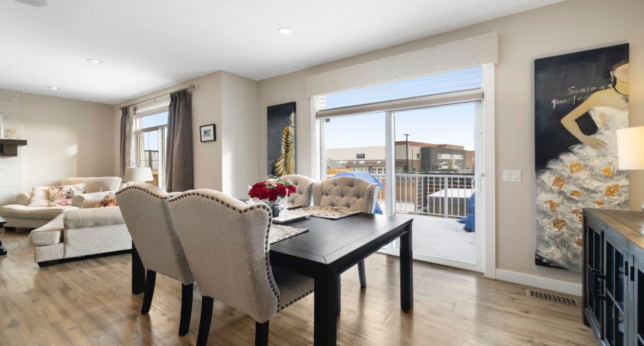 8 Emberside Glen, Cochrane, Alberta T4C2L6, 4 Bedrooms Bedrooms, ,4 BathroomsBathrooms,Residential,For Sale,Emberside,A2282601