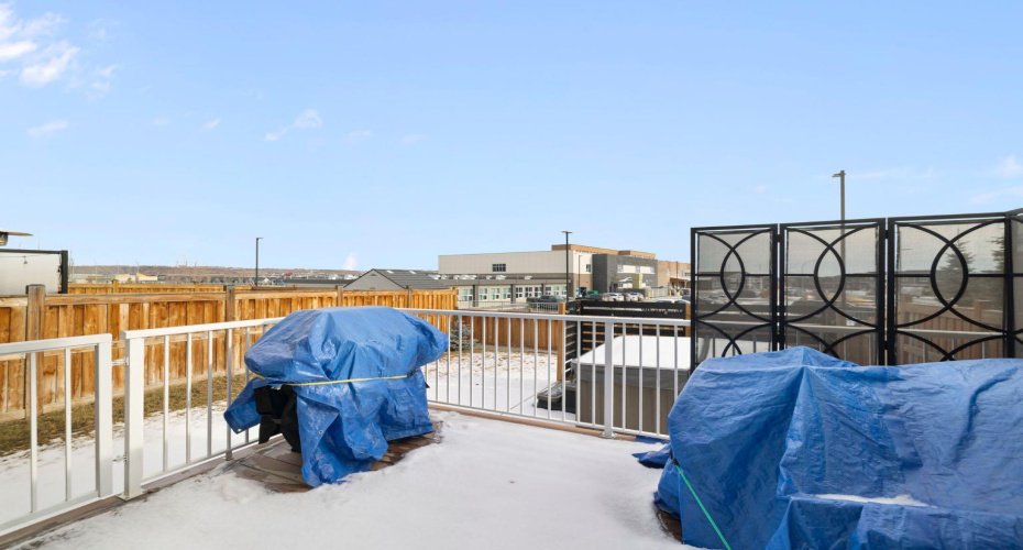 8 Emberside Glen, Cochrane, Alberta T4C2L6, 4 Bedrooms Bedrooms, ,4 BathroomsBathrooms,Residential,For Sale,Emberside,A2282601