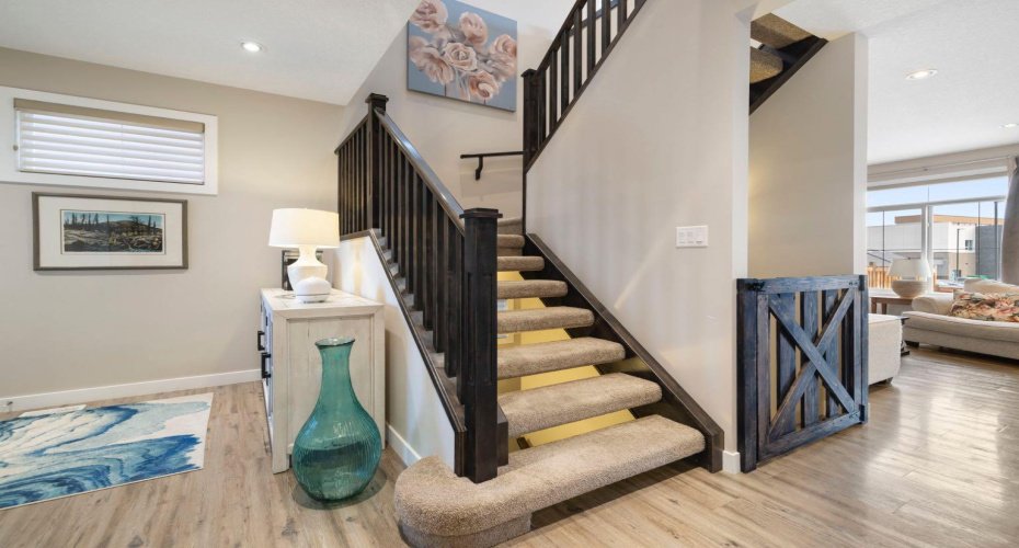 8 Emberside Glen, Cochrane, Alberta T4C2L6, 4 Bedrooms Bedrooms, ,4 BathroomsBathrooms,Residential,For Sale,Emberside,A2282601