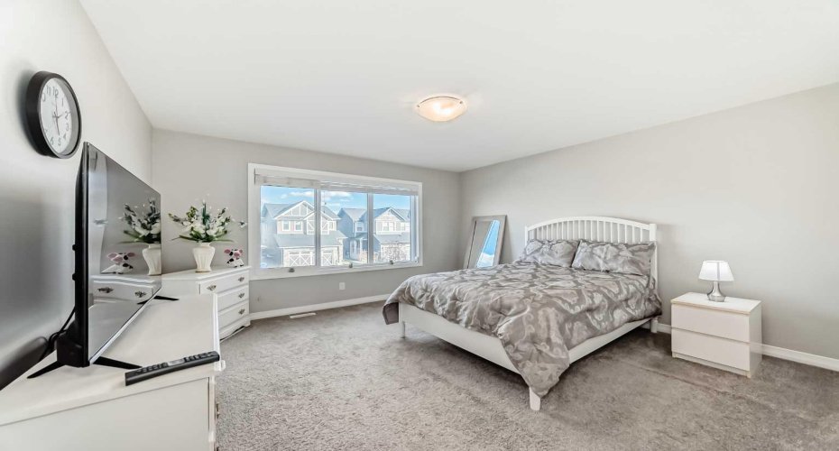 615 Kingsmere Way, Airdrie, Alberta T4A0X9, 3 Bedrooms Bedrooms, ,3 BathroomsBathrooms,Residential,For Sale,Kingsmere,A2283246