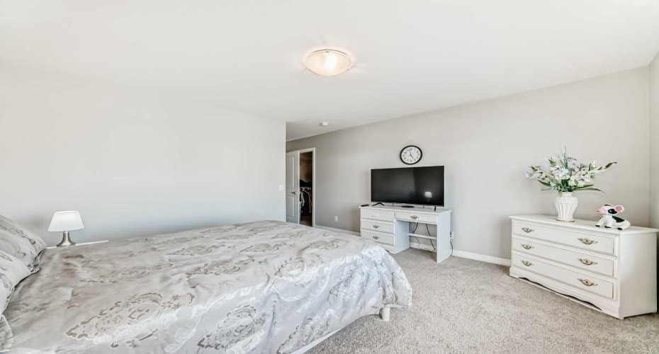 615 Kingsmere Way, Airdrie, Alberta T4A0X9, 3 Bedrooms Bedrooms, ,3 BathroomsBathrooms,Residential,For Sale,Kingsmere,A2283246