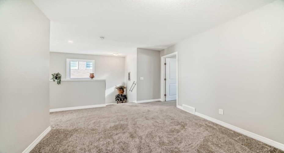 615 Kingsmere Way, Airdrie, Alberta T4A0X9, 3 Bedrooms Bedrooms, ,3 BathroomsBathrooms,Residential,For Sale,Kingsmere,A2283246