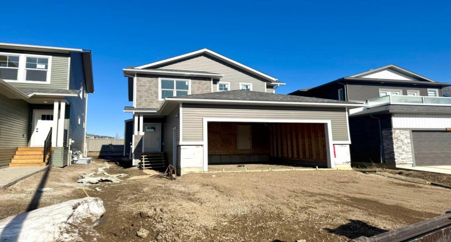 13209 105 Street, Grande Prairie, Alberta T8X 0W5, 3 Bedrooms Bedrooms, ,3 BathroomsBathrooms,Residential,For Sale,105,A2283381